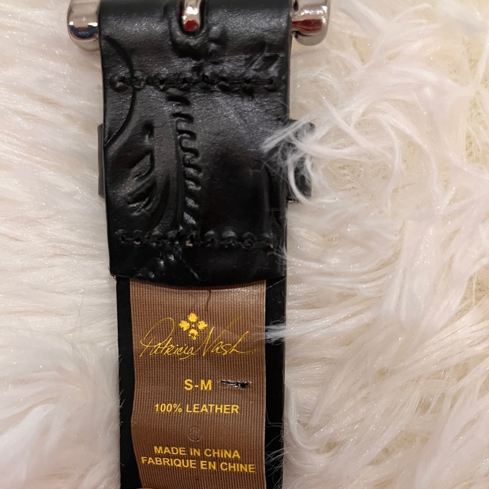 Patricia Nash Black Embossed Belt Bag - Picture 10 of 12